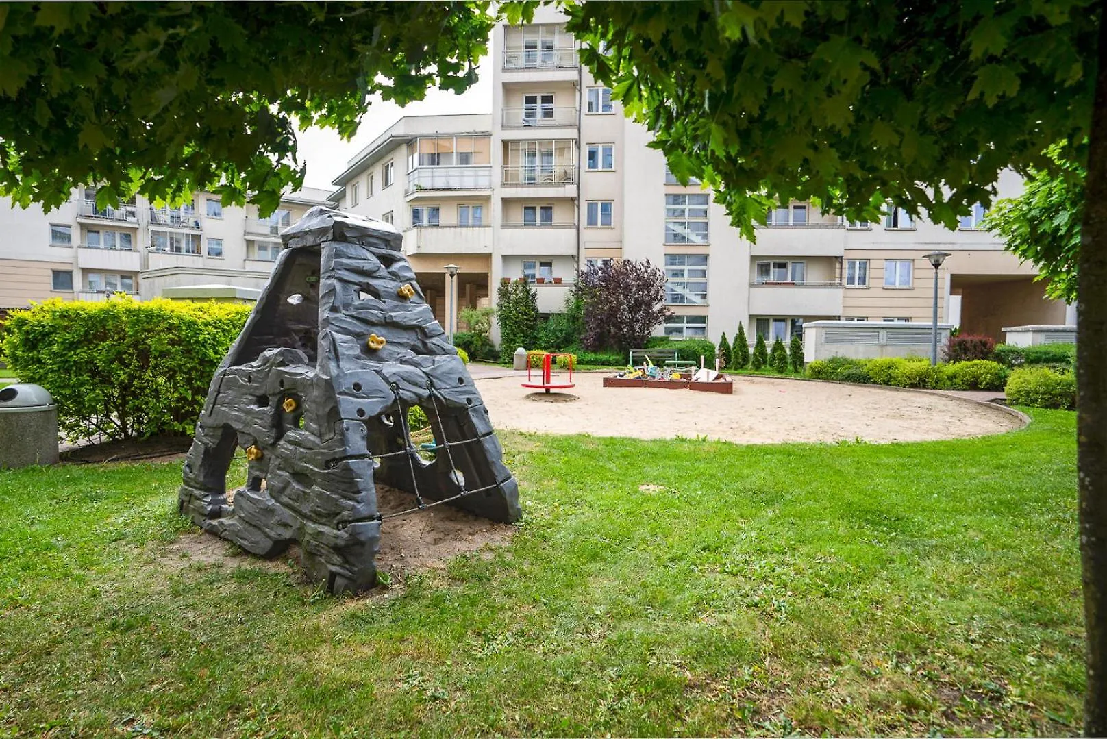 Warsaw Studio - City View, Parks Nearby By Rentujemy Apartment